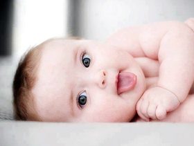 نظر الطفل الرضيع | كيفية تطوير الرؤية عند حديثي الولادة