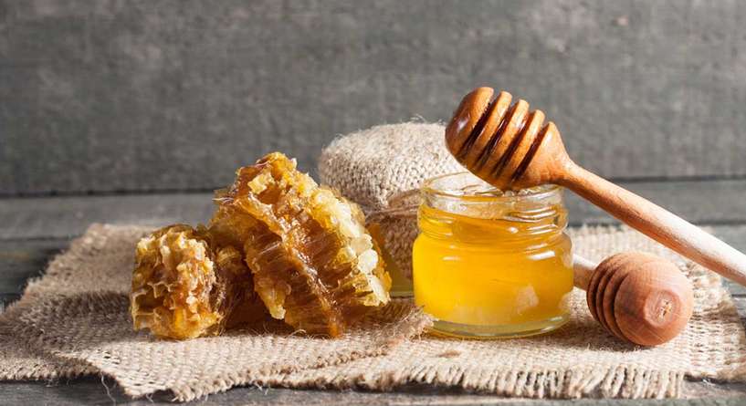 هل العسل مضر للحامل وللجنين