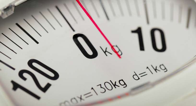 حساب الوزن المثالي للمراة حسب العمر