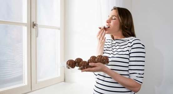 تأثير الشوكولاته على حركة الجنين