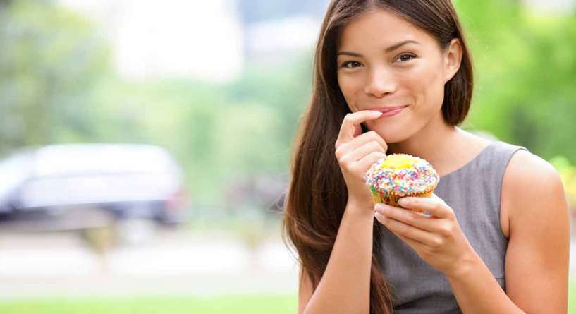 عادات تنقل البكتيريا الى الفم