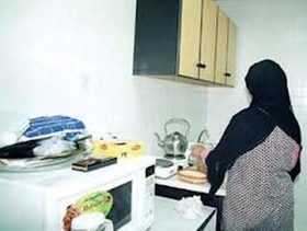 عمل السعوديات في المنازل يزلزل المملكة!
