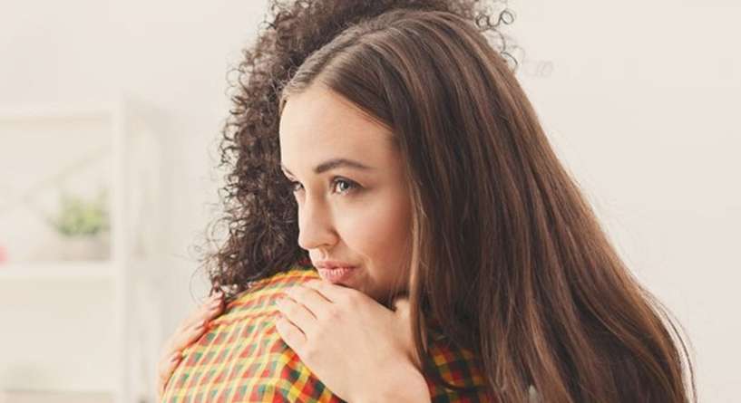 حركات جسد الصديقة التي تغار منك