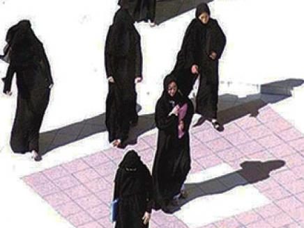 أستاذة جامعية سعودية تحارب العنوسة وتزوج الطالبات الراغبين في الزواج