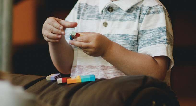 علاج التوحد في شهر الانواع والديناميكية