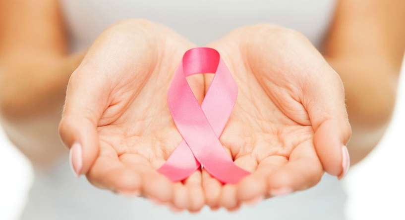 نجمات يشاركن في حملة الكشف المبكر لسرطان الثدي