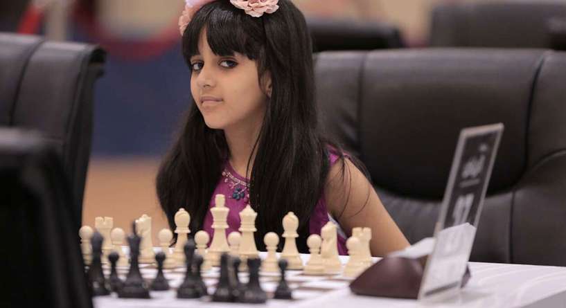 طفلة سعودية تتألق في بطولة المملكة للشطرنج