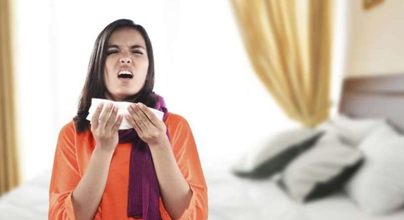 طريقة غريبة للغاية ولكن مفيدة لعلاج نزلات البرد