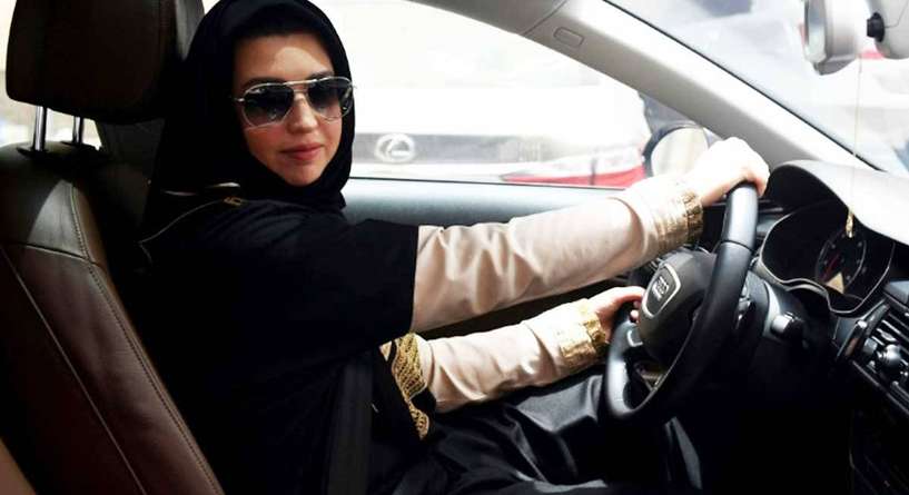 عقوبة القيادة بدون رخصة في السعودية للمراة
