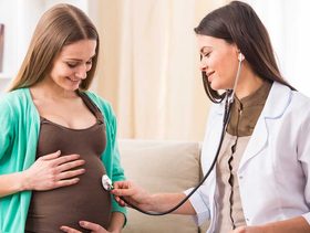 كم وزن الجنين في الشهر الخامس من الحمل