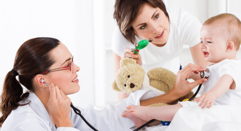 اغراض اساسية على طبيب الاطفال تنظيفها