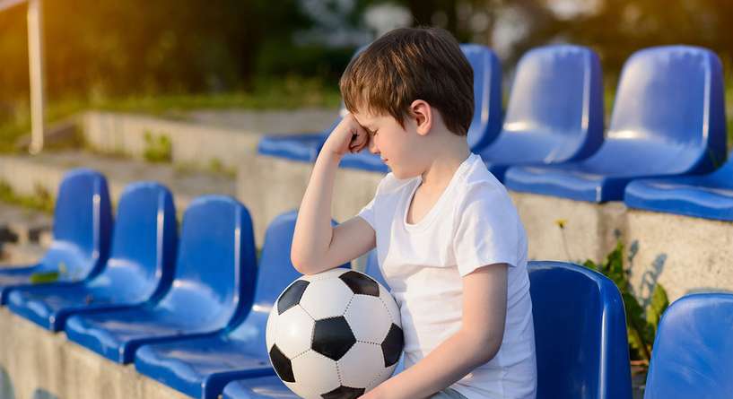 كيفية تعليم الطفل الروح الرياضية وتقبل الخسارة
