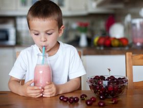 نصيحة حول امكانية تقديم الحليب كتحلية او وجبة خفيفة للاطفال
