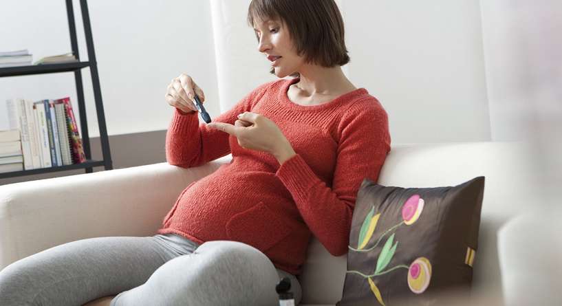 هل سكر الحمل يؤثر على حركة الجنين وما تأثيره عليه بعد الولادة؟