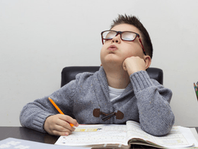 كيفية جعل الطفل يحب المذاكرة