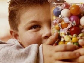 مسببات البدانة في الطفل