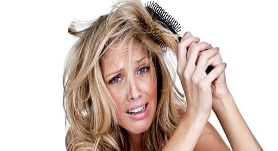 علاجات مضرة للشعر | عادات تؤدي إلى تلف الشعر