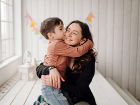 كيف اعزز ثقة طفلي بنفسه 