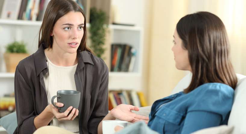 تأثير وجود الاخت الكبرى على زواج اختها الصغرى