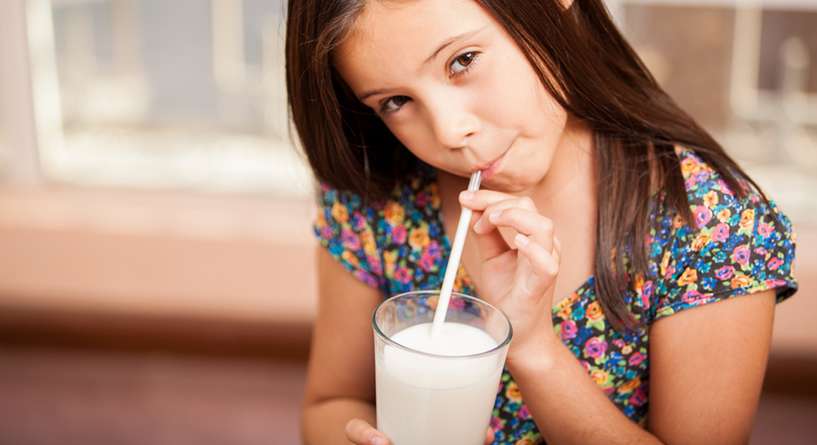كيف تختارين الحليب المناسب لنمو طفلك الصحي وتقوية نظامه المناعي