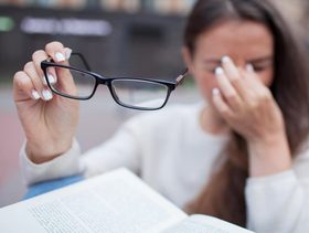 اعراض ضعف النظر