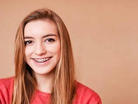 مضاعفات تقويم الاسنان