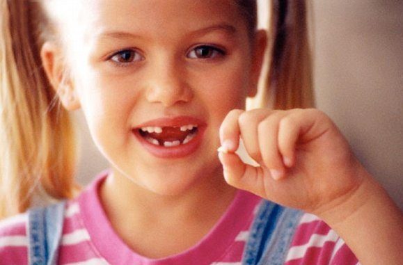 إصابات الأسنان عند الأطفال: تعاملي معها!
