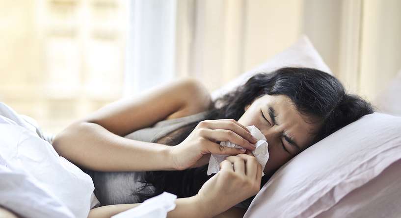 علاج ارتفاع حرارة الجسم مع الشعور بالبرد