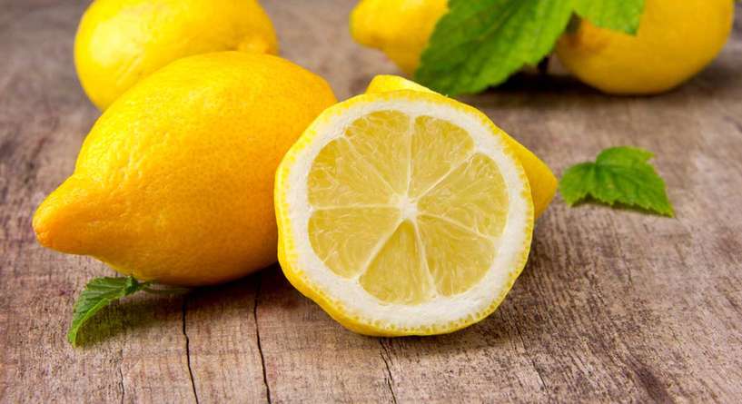 طرق علاج الكلف بالليمون