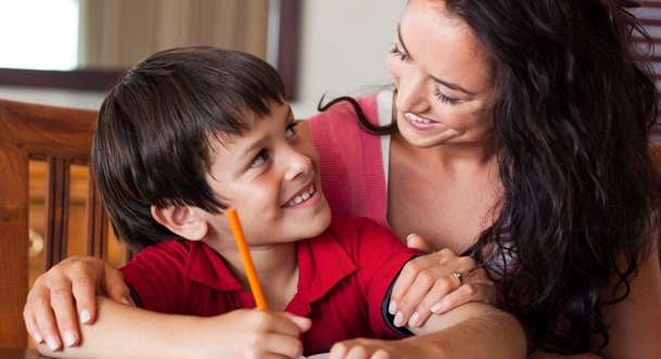 6 طرق مفيدة لتسهيل اداء الاطفال لوظائف المدرسة