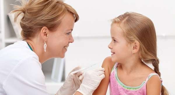 انواع واهمية تطعيمات الاطفال