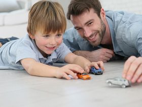 ايها الاب انتبه لمزاجك، فهو يؤثر على نموّ أطفالك!