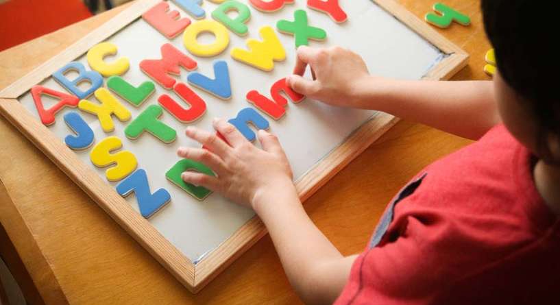 طرق تعليم اللغة الانجليزية للاطفال في المنزل