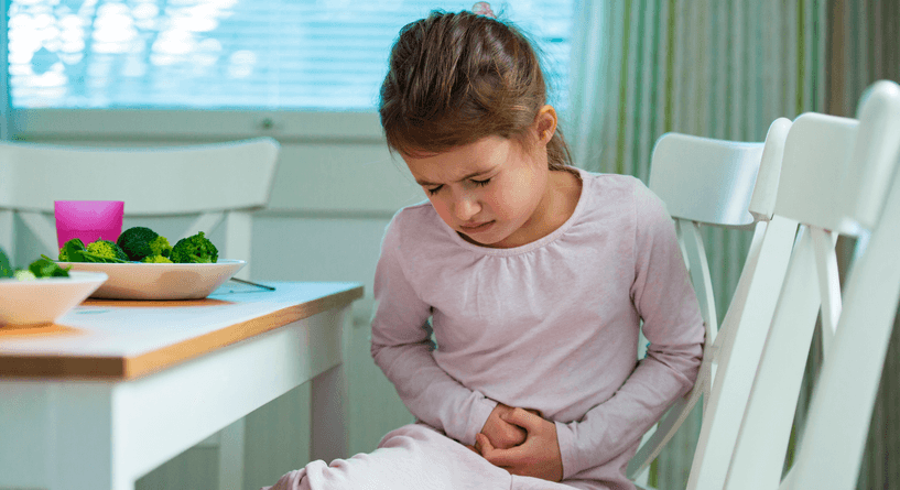 طرق علاج الم البطن عند الاطفال في المنزل