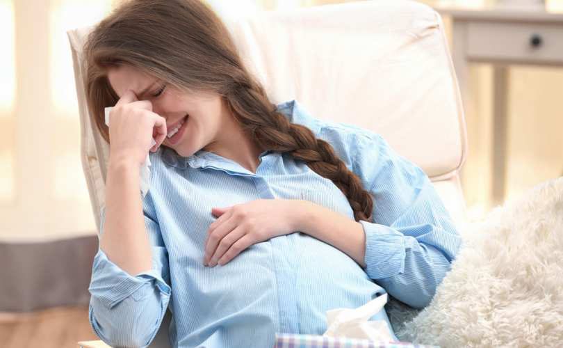الأمور التي تبكي المرأة الحامل بسببها