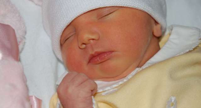 اسباب واعراض وعلاج اليرقان عند الاطفال الحديثي الولادة