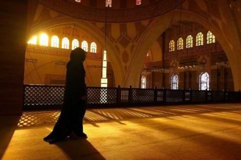 الشيخ وسيم يشرح عن حكم الصلاة في رمضان