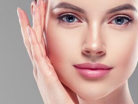 خلطات وفيتامينات لتسمين الوجه فقط 