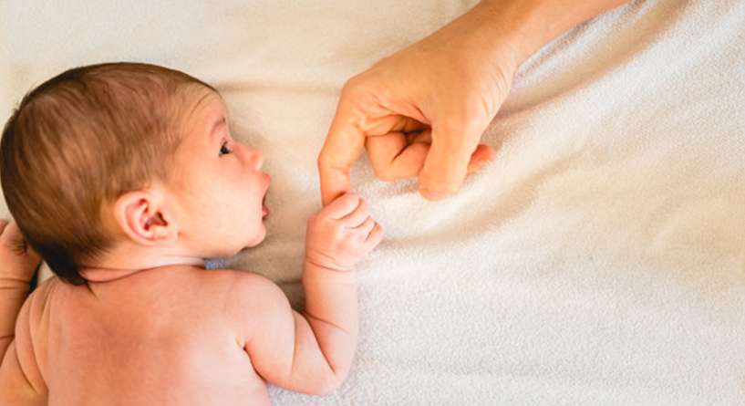 خشونة بشرة الطفل الرضيع بين الاسباب والعلاج!