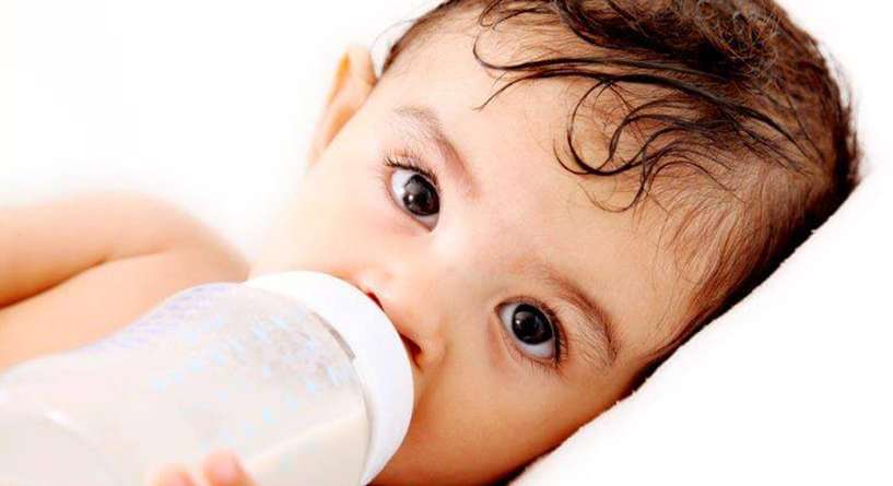 मुझे अपने बच्चे को पीडियाश्योर दूध कब देना चाहिए?
