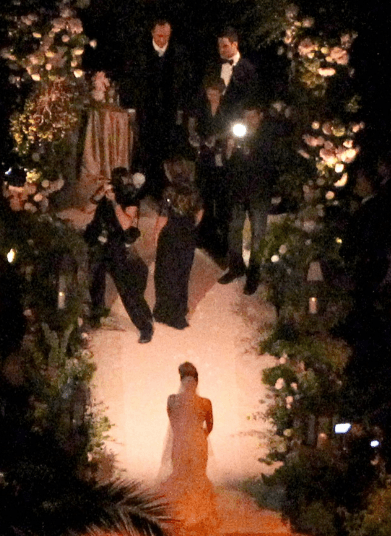 صور حفل زفاف النجمة الأميركية هيلاري داف Hilary Duff