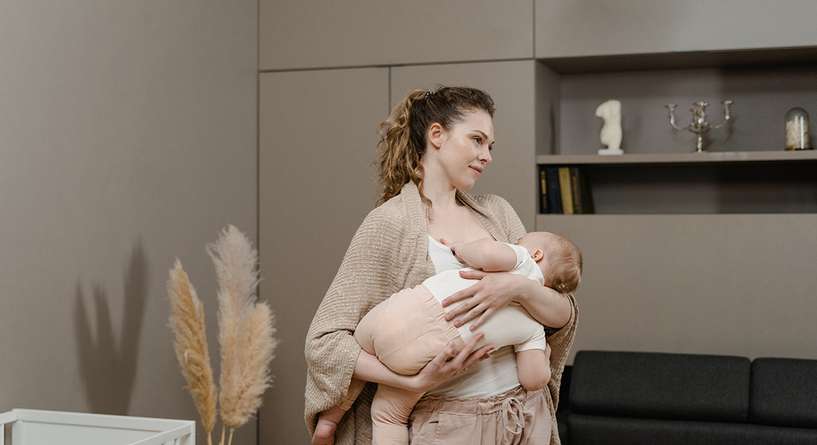 طفلي يطلب الرضاعة باستمرار