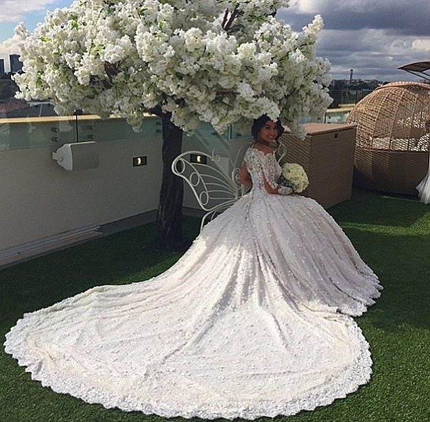 أضخم زفاف في العالم والعريس لبناني!
