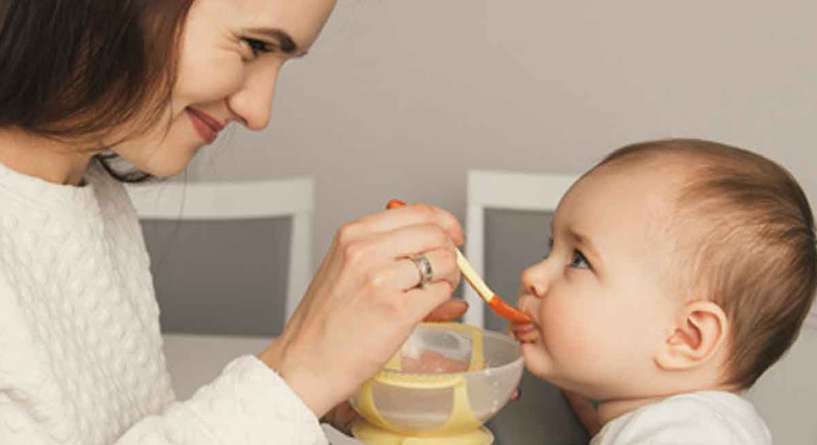 غذاء الشهر الثامن للطفل