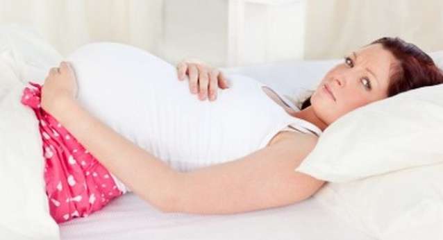 اسباب تمنع الحامل من النوم