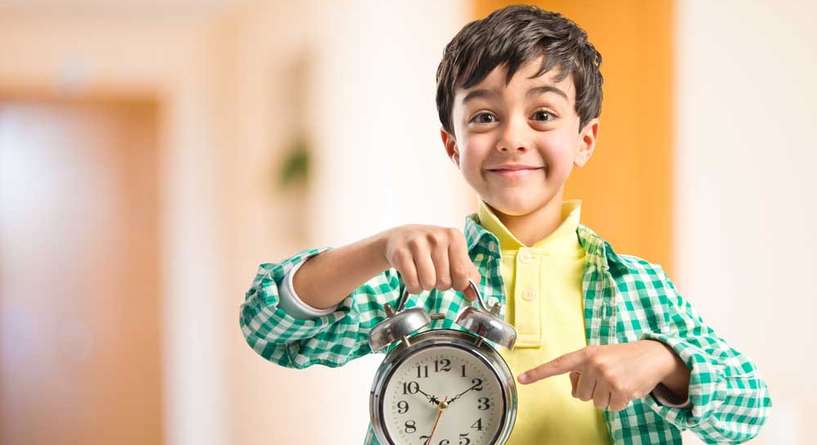 سهولة تعليم الساعة للاطفال باللغة العربية