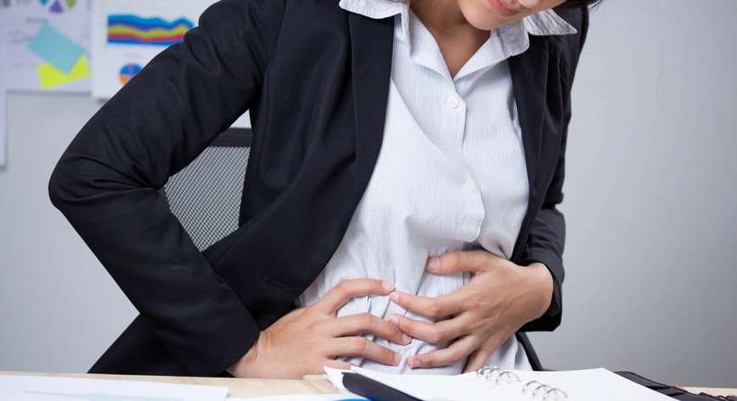 هل حرقة المعدة من علامات الحمل المبكرة