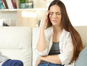 كيفية تهدئة الطفل خلال نوبة غضبه