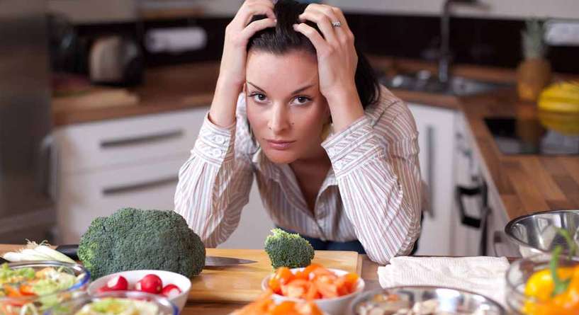 اسباب حدوث غثيان بعد الاكل