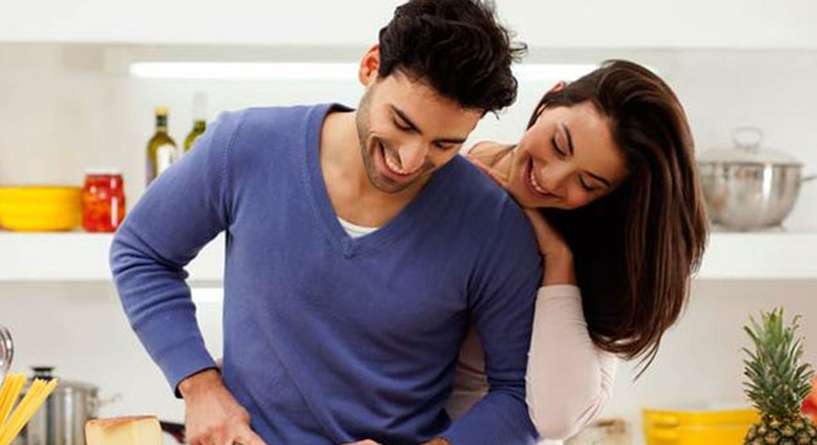 دراسة تكشف سنة الزواج التي يبلغ فيها الأزواج سعادتهم القصوى
